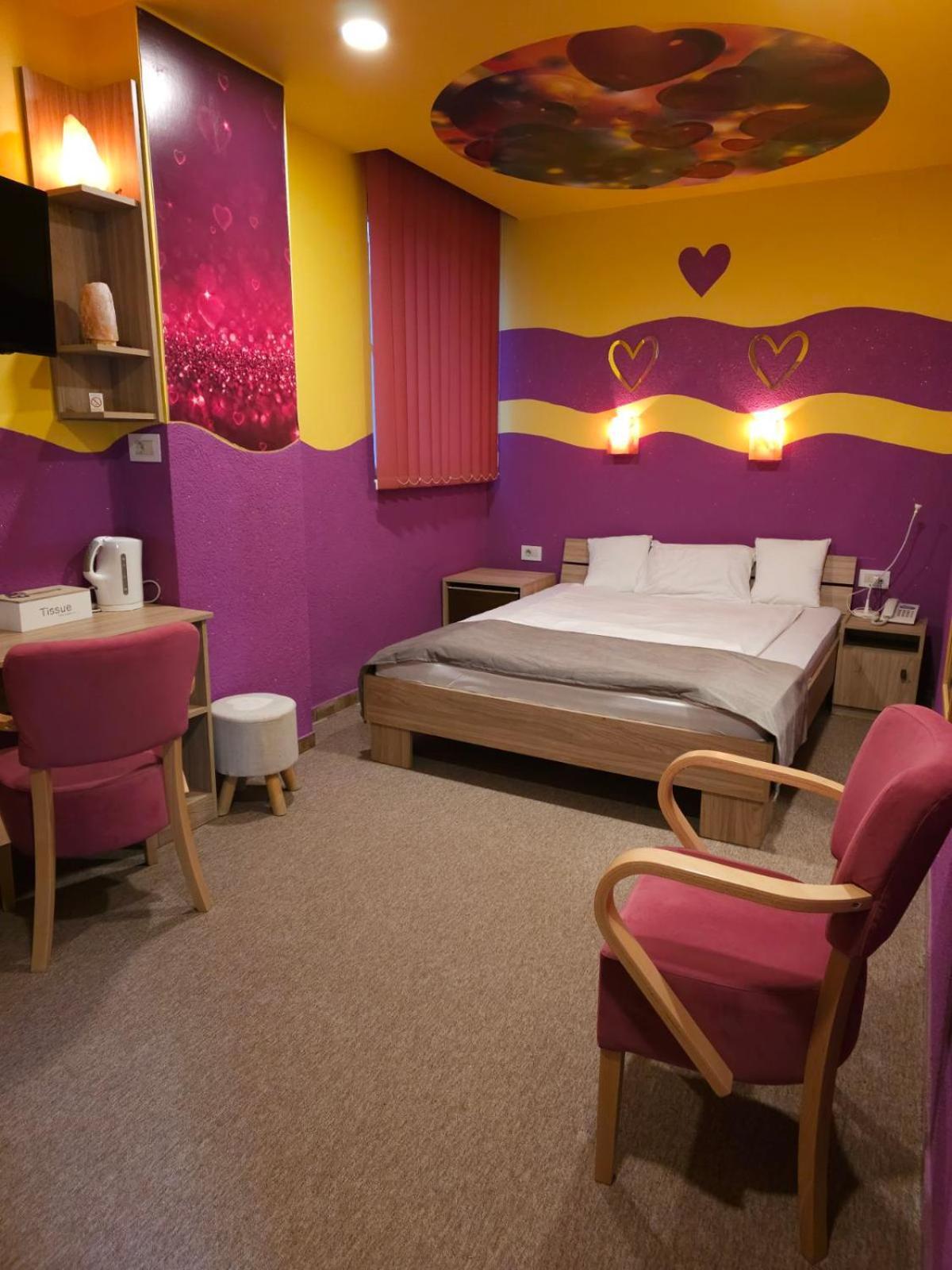 Fantastico Exlcusive Hotel Senta Exterior foto